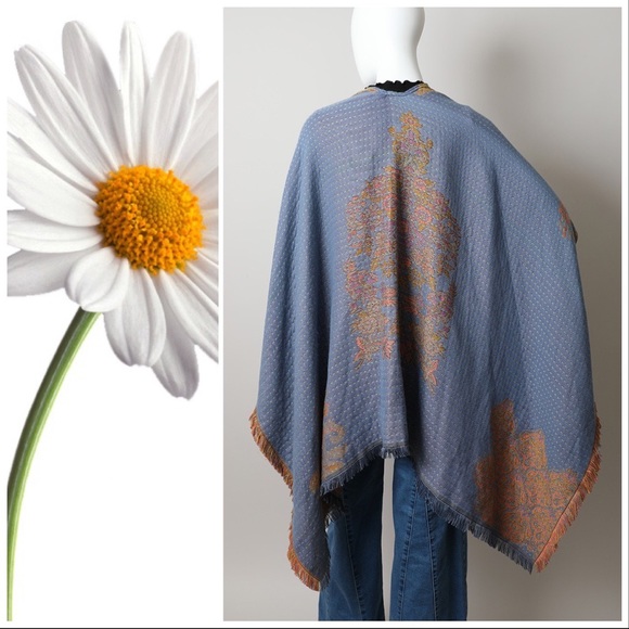 Bohemian Ruana Open Front Poncho - Picture 6 of 8